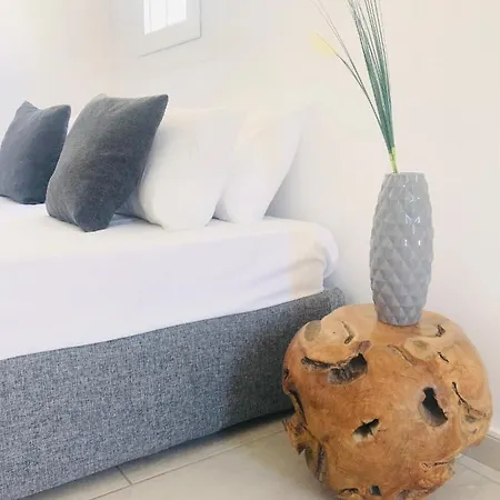 Jonaz Rooms & Suites Gasthuis Ornos (Mykonos)